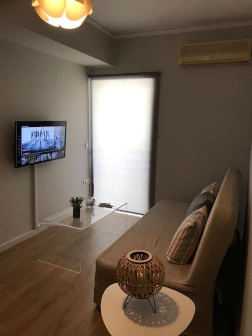 Kyparissia Cozy Flat - 5Mins Walking From Beach Apartment ภายนอก รูปภาพ